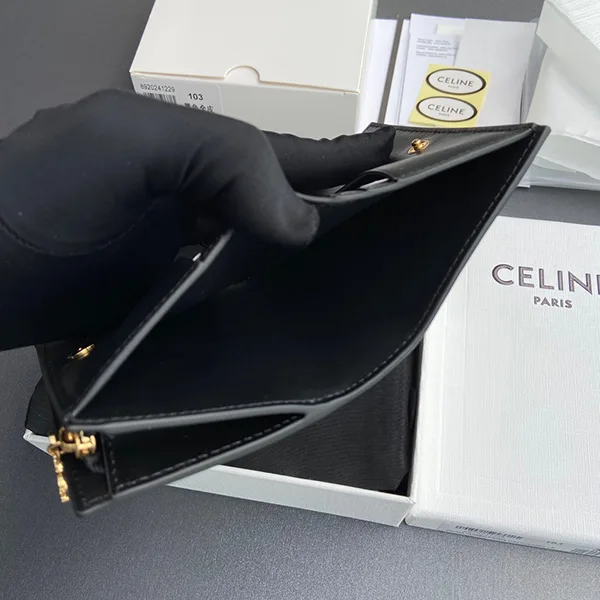 セリーヌ コンパクトウォレット トリオンフ コピー商品 Cep31732