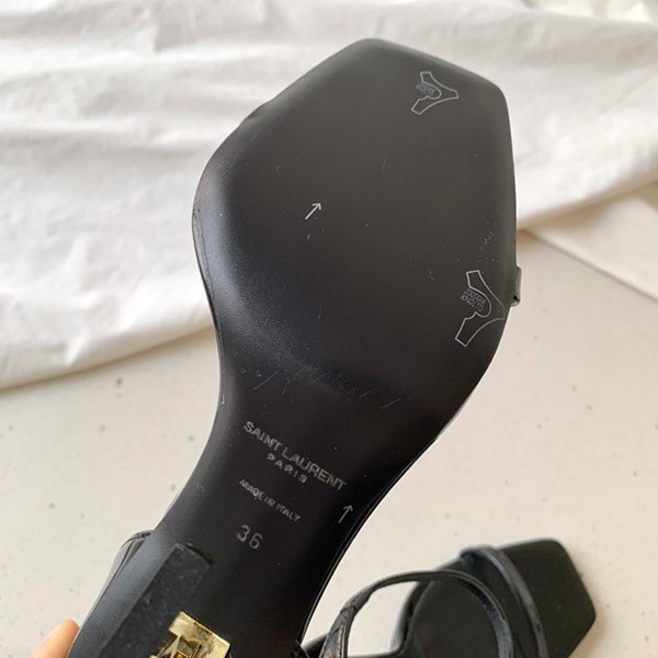注目★サンローラン コピー パリ パテントレザー ストラップパンプス 36.5 レディース ブラック YSLヒール Sak53580