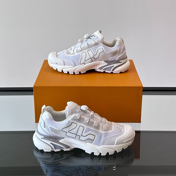 ルイヴィトン LV ランナー タティック ライン スニーカー コピー 1ADGZN