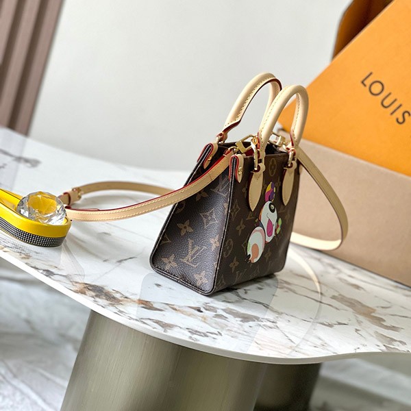 【コラボ限定!可愛いパンダちゃん♪】ルイヴィトン コピー LV × TM オンザゴー BB M13668