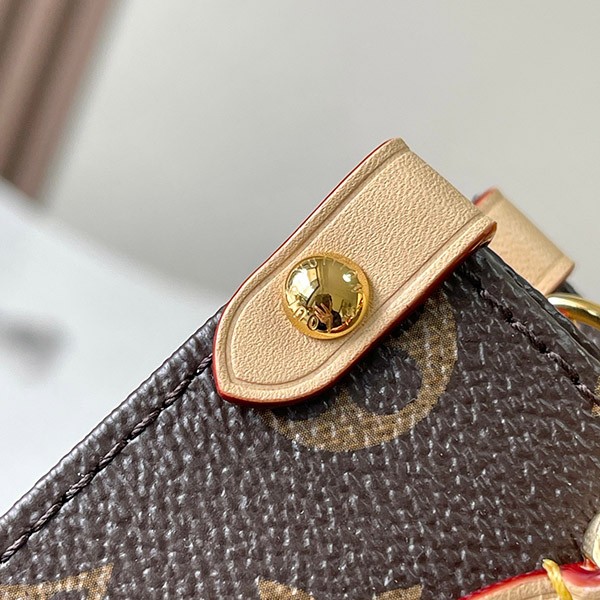 【コラボ限定!可愛いパンダちゃん♪】ルイヴィトン コピー LV × TM オンザゴー BB M13668