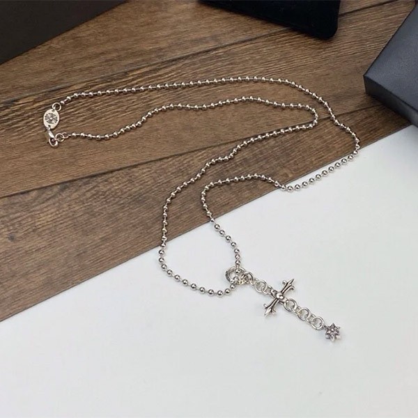 すぐ届 クロムハーツ ローリー クロスチャーム 偽物 チェーン付 ネックレス Kug79523