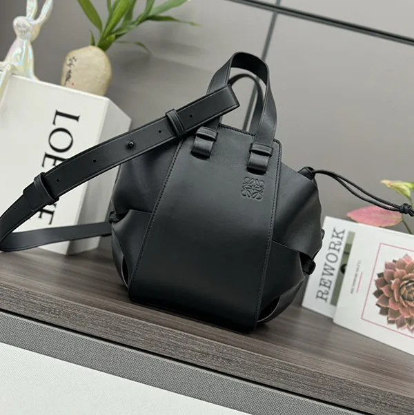 【かわいい♡新作】ロエベ☆コンパクトハンモック偽物 レザーバッグ lor60360