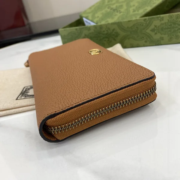 グッチ バンブー付き ジップアラウンドウォレット 739499
