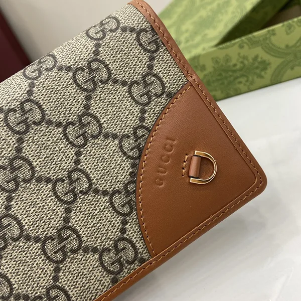グッチ GGエンブレム N級品 コンチネンタルウォレット 820688 FAD6L9758