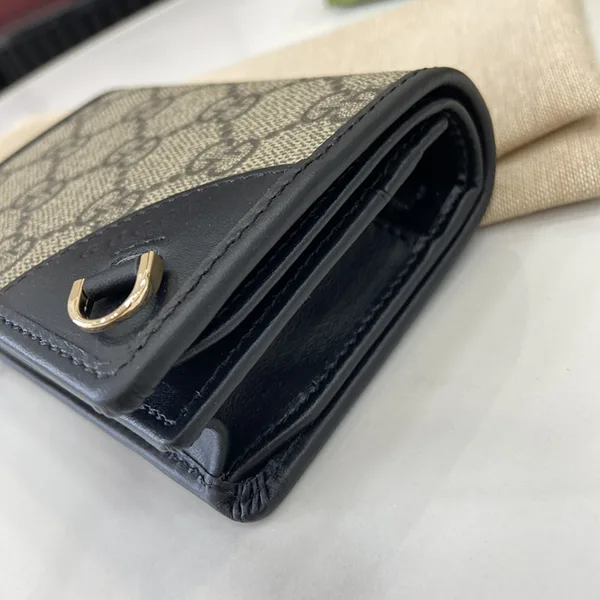 数量限定!【グッチ】GGエンブレム ミニ ウォレット 820692FAD6L9758