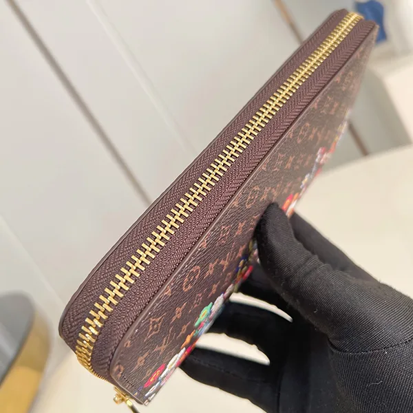 2025超人気!ルイヴィトン LV×TM ジッピー ウォレット 偽物 M14162
