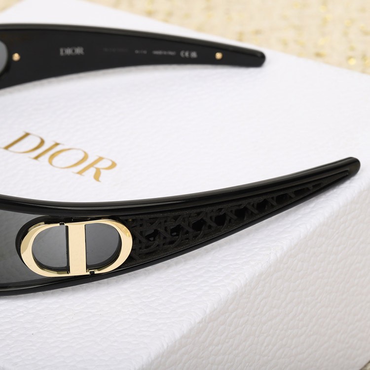 VeryDior M1U ラップアラウンド アセテート サングラス 偽物