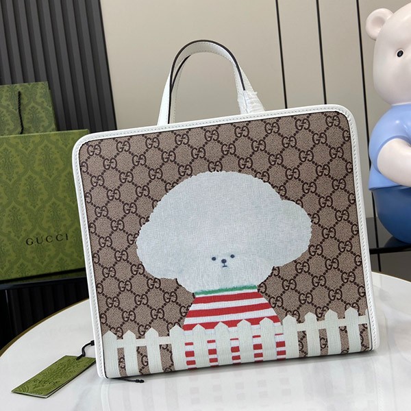 大人もOK♪ギフト♪グッチ プリント トートバッグ コピー gut57101