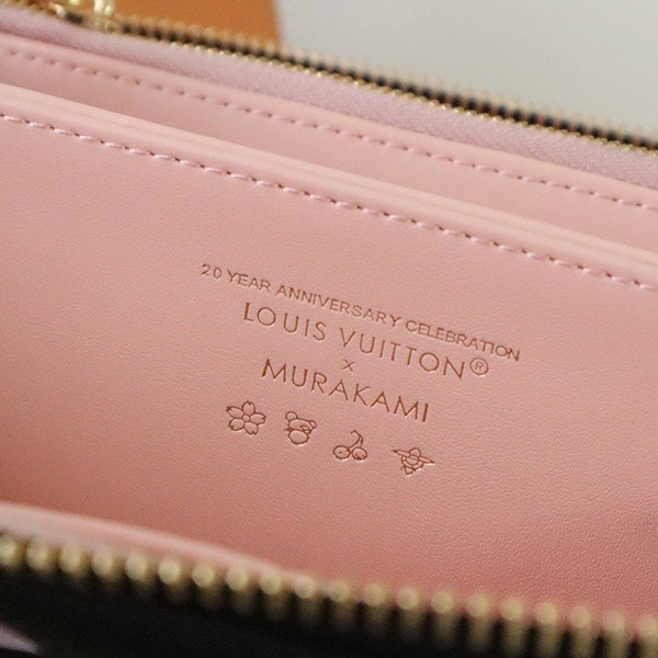 【ブラック×ピンクが可愛い♪】ルイヴィトン 長財布 偽物 ジッピーウォレット M12152