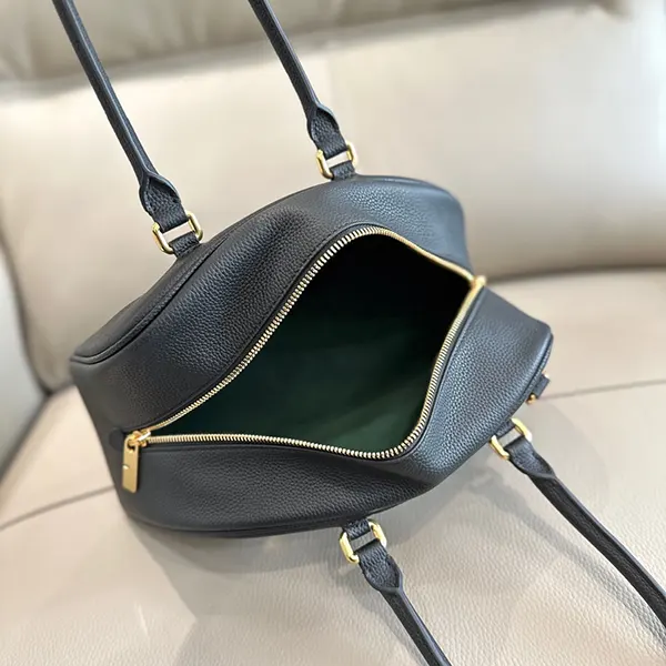 バーバリー スモール n級品 シールド ツイン ボウリングバッグ Bar37540