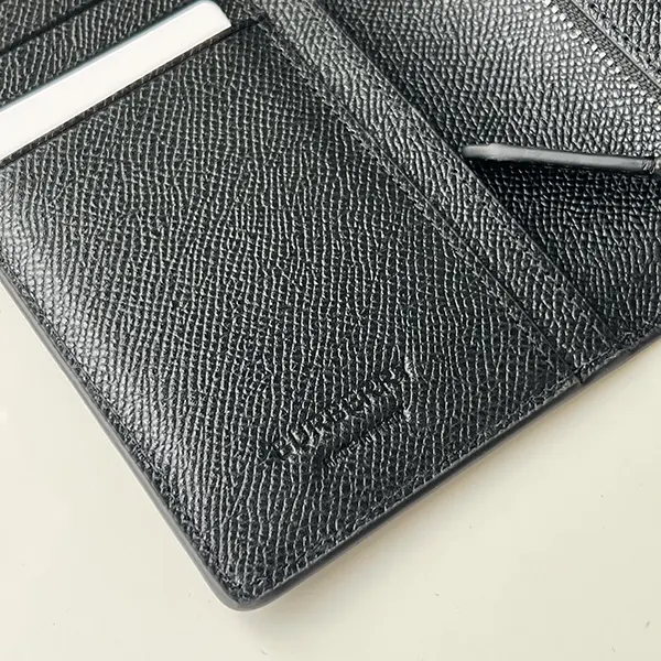 稀少 バーバリー レザー 長財布 スーパーコピー Baz64335