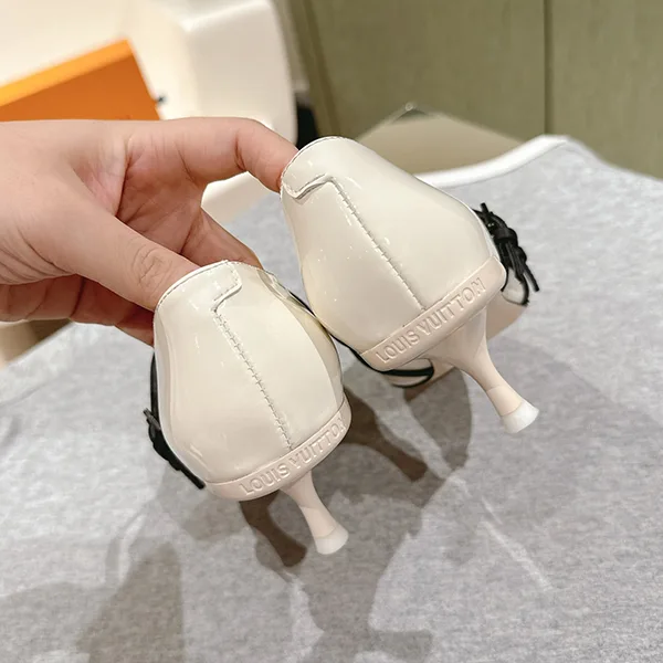 【女性の憧れ☆】ルイヴィトン LV Cruise パンプス スーパーコピー vum88155