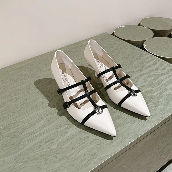 【女性の憧れ☆】ルイヴィトン LV Cruise パンプス スーパーコピー vum88155