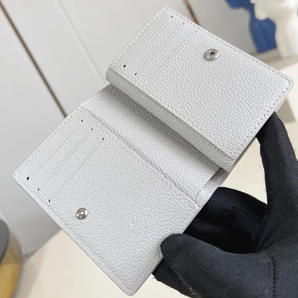 n級 おすすめ ルイヴィトン ポルトフォイユ・クレア 二つ折り財布 コピー vui70845