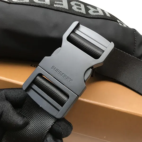 すぐ届く バーバリー ヴィンテージチェック 偽物 MEDIUM ベルトバッグ Bar53170