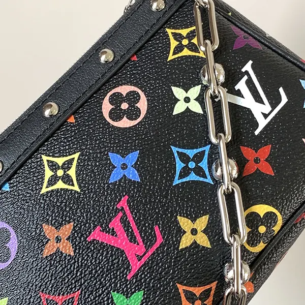 プレゼント最適 ルイヴィトン ポシェット・アクセソワール vuz29638