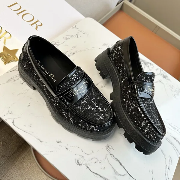 【上品オシャレ♡】ディオール Boy プラットフォーム ローファー 偽物 deg71478