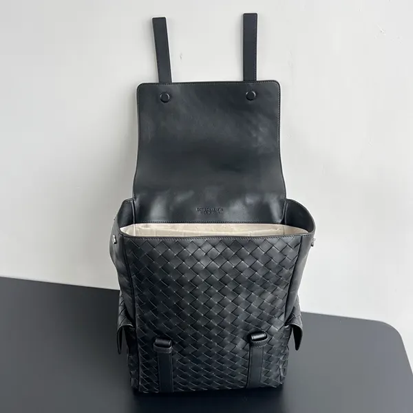 ボッテガヴェネタ イントレチャート バックパック リュック boh58203