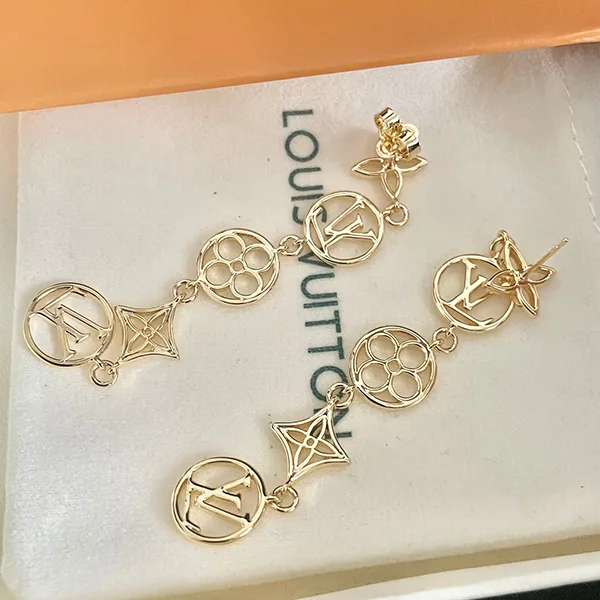 【かわいい♡新作】【ルイヴィトン】LV フラワーグラム ピアス 偽物 vua46650