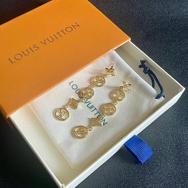 【かわいい♡新作】【ルイヴィトン】LV フラワーグラム ピアス 偽物 vua46650