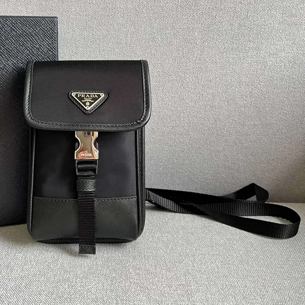 プラダ n級品 Bag クロスボディ ショルダーバッグ ブラック 2サイズ