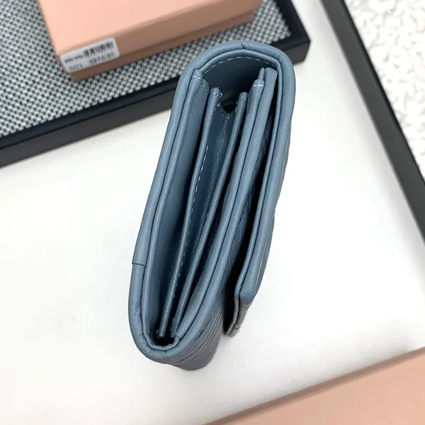ミュウミュウ レザー財布 長財布 マテラッセ レプリカ myo32629
