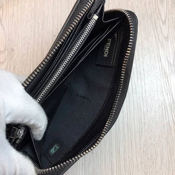 注目★フェンディ フェイク ブラックレザー ジップウォレット 長財布 few55505