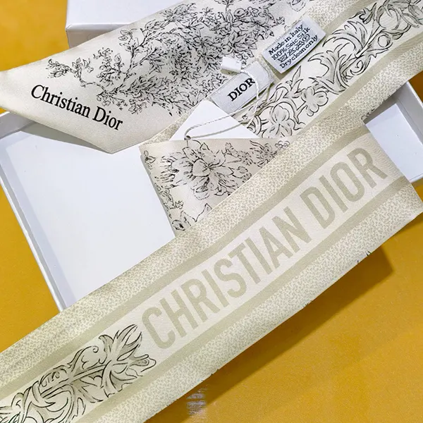 ディオール Chardons ミッツァ スカーフ コピー dee66394