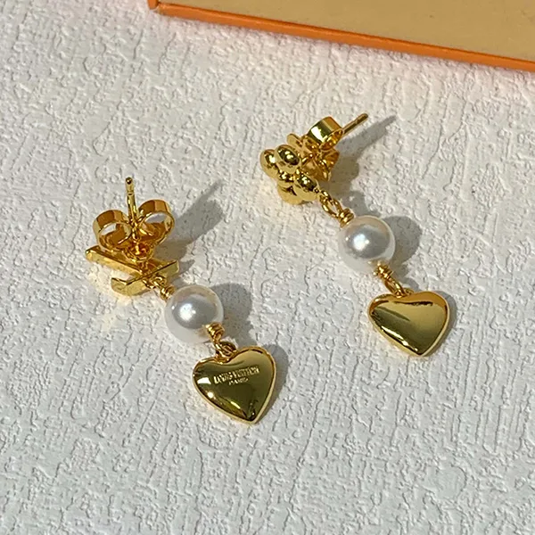 ルイヴィトン ピアス パンダント LV ハート レプリカ M01011