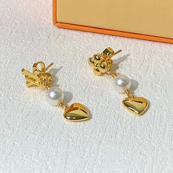 ルイヴィトン ピアス パンダント LV ハート レプリカ M01011