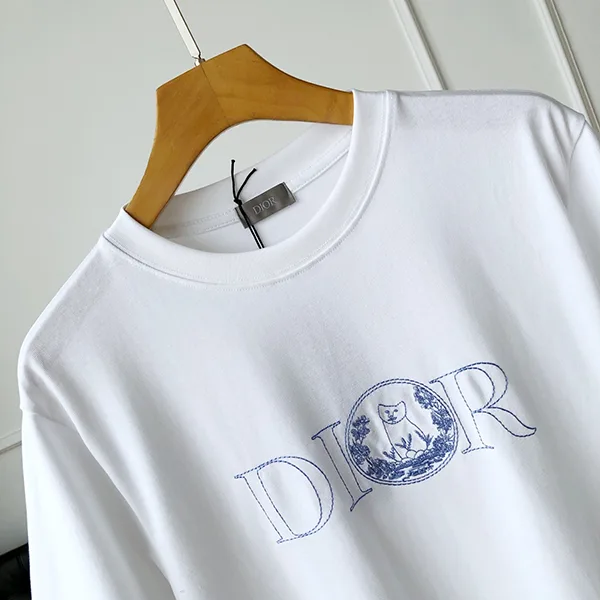 【限定コラボ♡ユニセックスで着れる♡】ディオール Tシャツ パチモン 583J696C0554