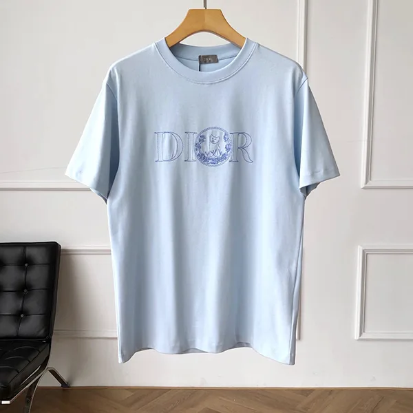 【限定コラボ♡ユニセックスで着れる♡】ディオール Tシャツ パチモン 583J696C0554