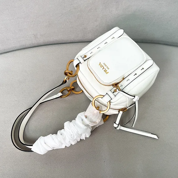 プラダ Dangle レザー トップハンドル ミニバッグ 1BB1372CYR
