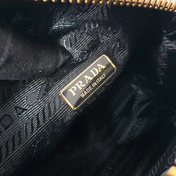 プラダ Dangle レザー トップハンドル ミニバッグ 1BB1372CYR