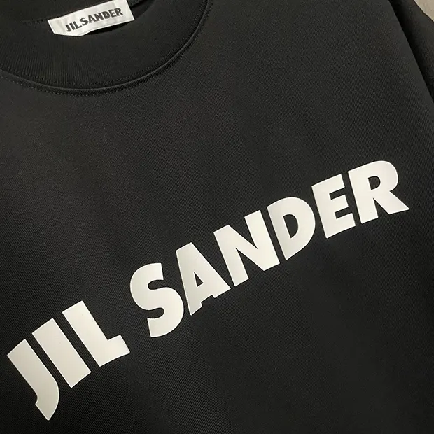 一目惚れ♪ジルサンダー Tシャツ 偽物 ロゴ プリント コットン Jip45665