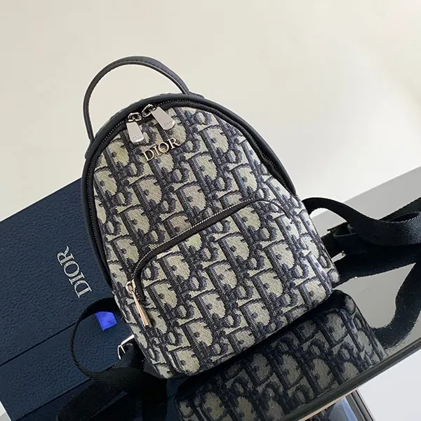 ディオール オブリーク バックパック リュック 偽物 ネイビー M1524PTZL_M928