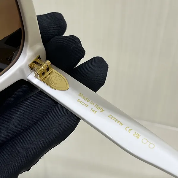 【セレブな雰囲気漂う♪】ルイヴィトン×村上隆 偽物 サングラス Z2725E