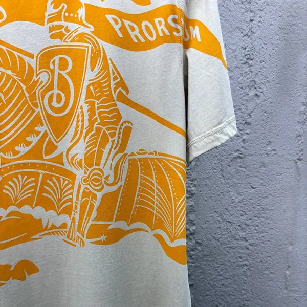 バーバリー EDK プリント コットンTシャツ 偽物 8096376