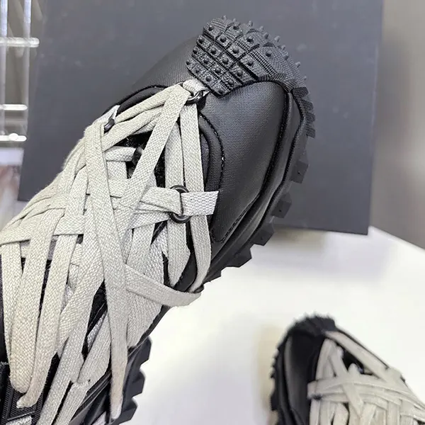 モンクレール + リックオウエンス パチモン Trailgrip MEGALACEスニーカー mok73454