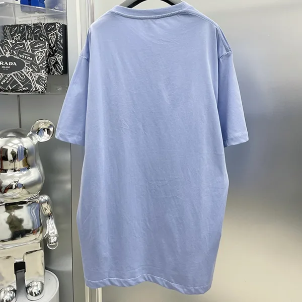 新色登場☆ロエベ エンボスアナグラムコットンTシャツ 偽物 low90313