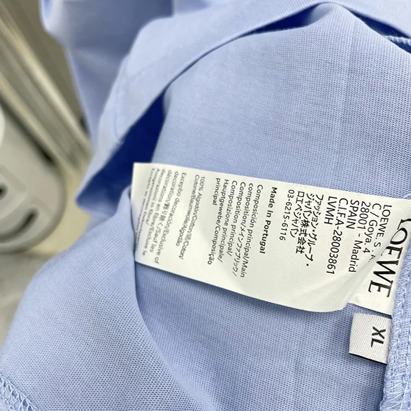新色登場☆ロエベ エンボスアナグラムコットンTシャツ 偽物 low90313