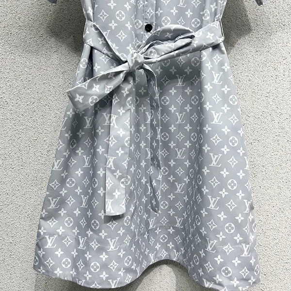【女性の憧れ☆】ルイヴィトン モノグラム ワンピース コピー vub55270