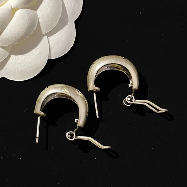 超限定♪シャネル ピアス パロディ★洗練された半円デザイン shk68849