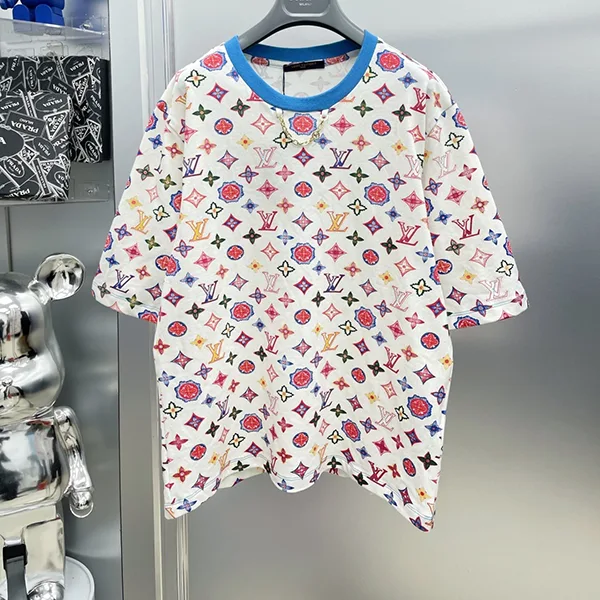 【SS25・モノグラム】ルイヴィトン レインボーカラーTシャツ コピー 1AGSMS