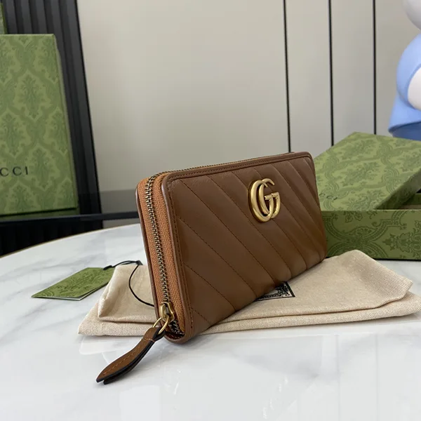 グッチ GGマーモント ファスナー長財布 CUIR gux66468