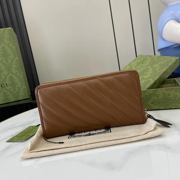 グッチ GGマーモント ファスナー長財布 CUIR gux66468