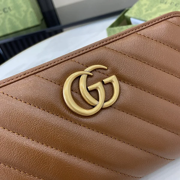 グッチ GGマーモント ファスナー長財布 CUIR gux66468