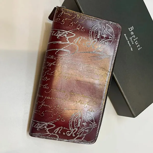 ベルルッティ 長財布 偽物 イタウバ レザー ラウンドファスナー