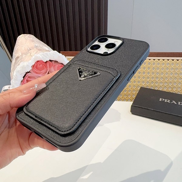 プラダ 偽物 iPhone16